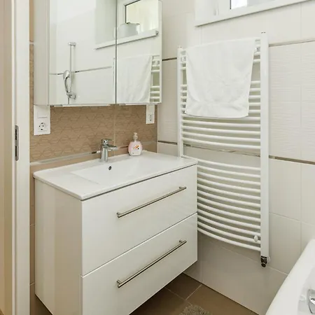 Apartment Kendosz Gyenesdias